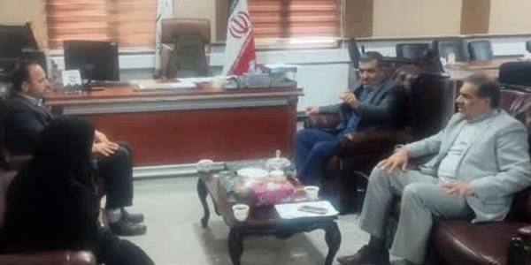 نشست مدیرکل غله و خدمات بازرگانی استان مرکزی با فرماندار