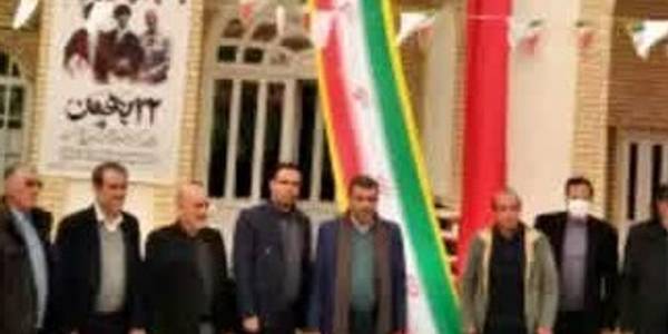 جشن انقلاب در روستای بلوبند در مسجد جامع روستا