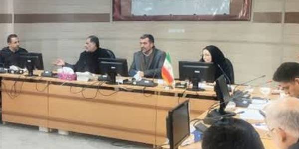 جلسه شوراجلسه شورای حفاظت از منابع آب شهرستان به ریاست جناب آقای مهری سرپرست فرمانداری شهرستان زرندیه و با حضور جناب آقای خلیلی معاون برنامه ریزی و توسعه امور عمرانی فرمانداری ، جناب آقای لطفی فر بخشدار مرکزی ، جناب آقای عظیمی بخشدار خرقان و سایر مدیران مربوطه در سالن جلسات فرمانداری برگزار گردید.


جلسه شورای حفاظت از منابع آب شهرستان
#فرمانداری_زرندیه ی حفاظت از منابع آب شهرستان