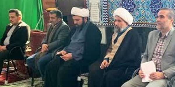 دیدار فرماندار با مردم روستای نصیر اباد و بررسی مشکلات مربوطه