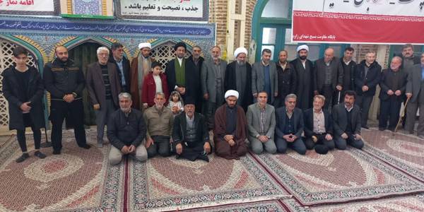 فریضه نماز جمعه مورخ ۱۴۰۱-۱۱-۲۸ به امامت حجت الاسلام عطاالهی امام جمعه بخش زاویه و با حضور جناب آقای مهری سرپرست فرمانداری ،  جناب آقای شالیان مقدم بخشدار ، مدیران بخش و مردم شریف شهر زاویه برگزار گردید