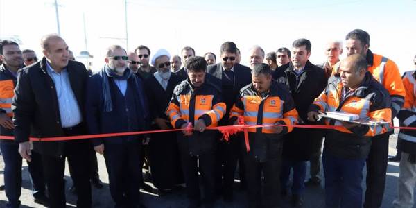 هم‌زمان با پنجمین روز از دهه مبارک فجر انقلاب اسلامی با حضور استاندار مرکزی، نماینده مردم تفرش، آشتیان و فراهان در مجلس شورای اسلامی، معاون هماهنگی امور عمرانی استاندار و فرماندار تفرش، پروژه بهسازی آسفالت گردنه نقره کمر و تکمیل روشنایی مسیر با اعتبار ۲۱۵ میلیارد ریال به بهره‌برداری رسید.