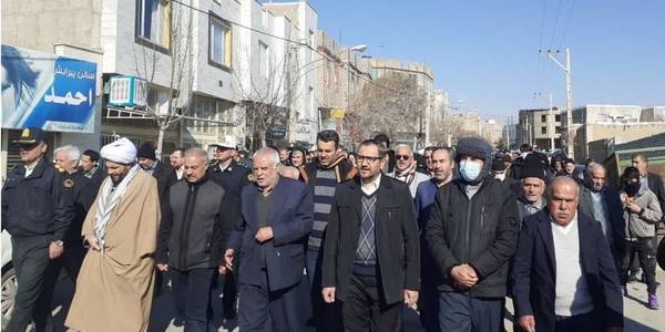 راهپیمایی مردم در اعتراض به اهانت نشریه فرانسوی به رهبر انقلاب، ساحت مرجعیت و انقلاب اسلامی ایران به روایت تصویر