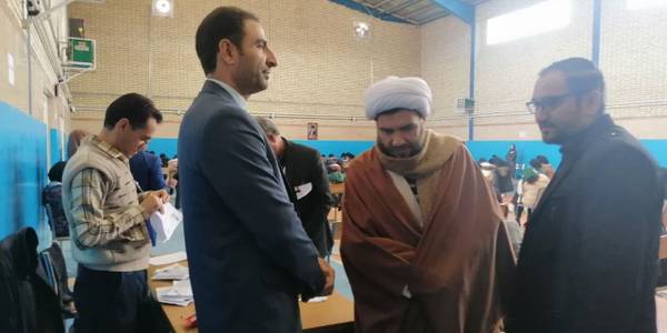 نخستین کنکور زمستانی در شهرستان کمیجان همزمان با سراسر کشور برگزار شد