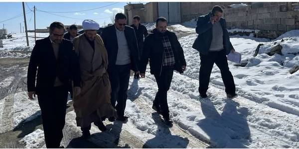 حضور و بازدید مسئولین شهرستان از پروژه های عمرانی اجرایی بخشداری و دهیاری و دیدار با احدی از مددجویان کمیته امداد امام خمینی(ره) در روستای یساول