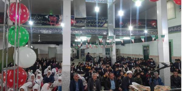 جُنگ علمی دانش آموزان متوسطه دوم شهر کمیجان برگزار شد