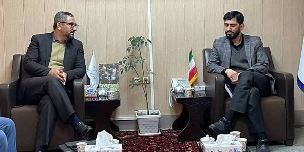 دیدار سرپرست اداره کل ورزش و جوانان استان و همراهان ایشان با فرماندار و بخشدار مرکزی کمیجان