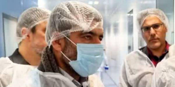 بازدید فرماندار از شرکت فولاد دشستان و نشاط دارو