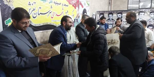 جشن میلاد سیدالشهدا، حضرت ابوالفضل العباس و حضرت سجاد علیه السلام به همت فرمانداری، شهرداری، شورای شهر و اداره بنیاد شهید در موکب شهدا تفرش برگزار شد.