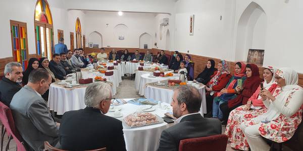 فرماندار ساوه: هنرمندان نقش موثری در تلطیف روح و روان شهر دارند