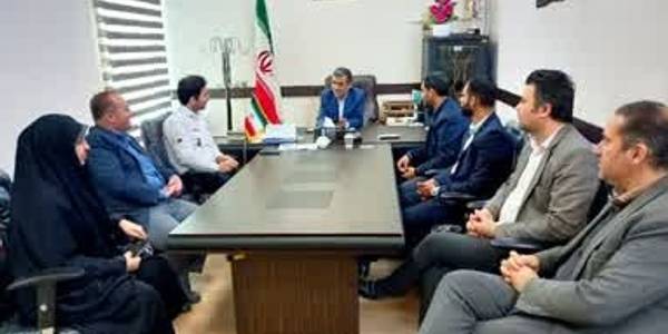 بازدید فرماندار از مکان استقرار اورژانس 115 شهری پرندک