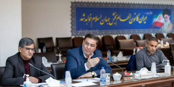 اجرای یک طرح تحولی در نظارت بر معادن- تقدیر استاندار مرکزی از طراحان و مجریان طرح مانیتورینگ معادن