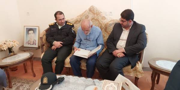 دیدار با خانواده شهید