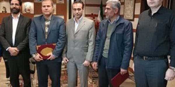 برگزاری آئین تکریم و معارفه سرپرست اداره تعاون، کار و رفاه اجتماعی شهرستان شازند