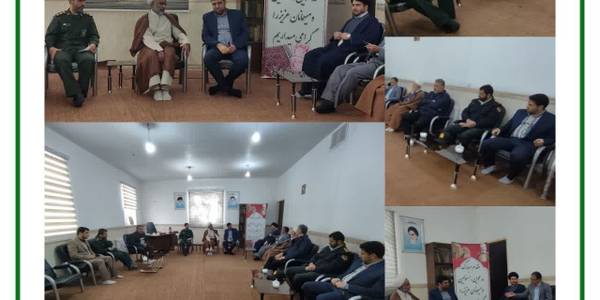 هادی فرماندار محترم شهرستان اراک به‌همراه معاونت سیاسی، امنیتی و اجتماعی فرمانداری اراک و جناب سرهنگ  مهجوری فرمانده سپاه ناحیه اراک، بخشدارمحترم  ساروق، رئیس محترم شورای شهر ساروق و تعدادی از مسئولین بخش
در سومین روز از نوروز ۱۴۰۲ با امام جمعه ساروق دیدار، وضمن  تبریک سال جدید از زحمات نماینده ولی فقیه شهر ساروق تقدیر بعمل آوردند.