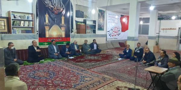 عصر امروز محمدرضارضایی فرماندارشهرستان ، بیاتی نماینده ،درودیان بخشدار مرکزی و جمعی از مدیران دستگاههای اجرایی با حضور در روستای #معین_آباد با اهالی این روستا دیدار نمودند.