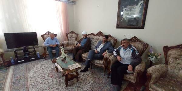 بازدید از جانباز سرافراز چهل و پنج درصد عبداله عیوضخانی.