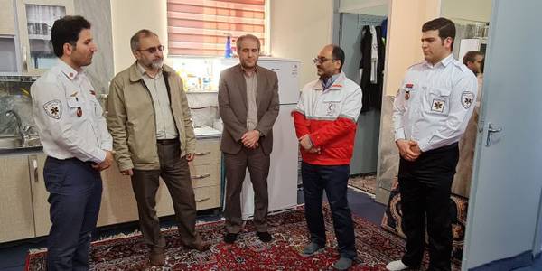 سفر نوروزی استاندار مرکزی و حضور در پایگاه های جاده ای اورژانس