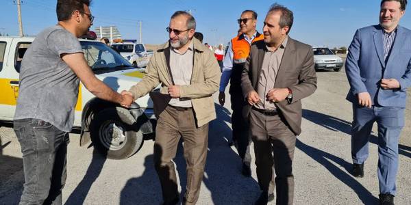 سفر نوروزی استاندار مرکزی و بررسی میدانی نقاط حادثه خیز محور ساوه_همدان