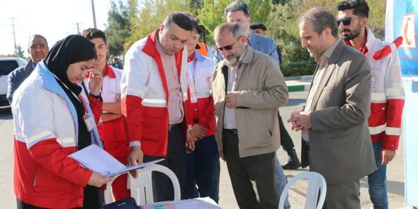 سفر نوروزی استاندار مرکزی و حضور در پایگاه های جمعیت هلال احمر شهرستان ساوه