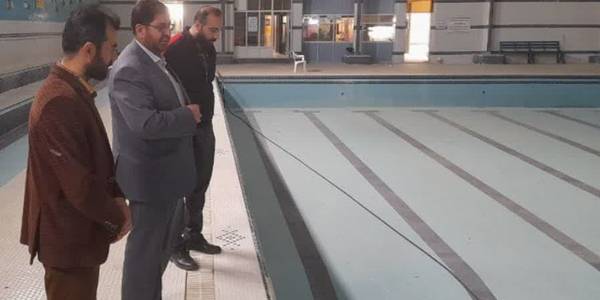 درپی اعلام واعتراض درفضای مجازی شهرستان مبنی بر تعطیلی ۲ ماهه استخر شهر تفرش امروز فرماندار شهرستان تفرش از استخر ۷ تیر شهرستان تفرش بازدید کرد و با پیگیری فرماندار از اداره کل ورزش استان مقررگردید ظرف هفته آینده معاونت فنی اداره کل از استخر بازدید و نسبت به رفع مشکل اقدام نماید