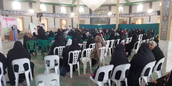 همایش مادران تمدن ساز با حضور رضایی فرماندار شهرستان ، حجت‌الاسلام اجرائی امام جمعه، سرهنگ پاسدار میرهادی و با حضور جمع کثیری از مادران شهرستان تفرش در روز میلاد امام حسن مجتبی با سخنرانی حجت‌الاسلام سعیدی آریا (مجری برنامه تلویزیونی سمت خدا شبکه سوم صدا و سیما) پیرامون مادران تمدن ساز با محوریت فرزند آوری و تربیت اسلامی فرزندان در مصلی ولایت برگزار شد.