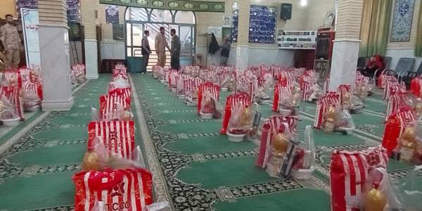 امروز اولین رزمایش کمک های مومنانه شهرستان تفرش در سال ۱۴۰۲ به مناسبت تولد کریم اهل بیت حضرت امام حسن مجتبی بصورت محله محور در دو محله توزیع شد.