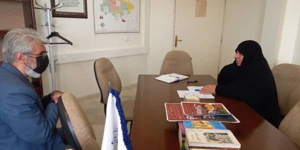 نشست مفتح زاده مدیرکل امور زنان وخانواده استانداری با آقای قنواتی مشاور  استاندار درامور فرهنگ و سبک زندگی با موضوع رویداد جایزه ملی جوانی جمعیت درمحل استانداری برگزار گردید . ١٤٠٢-٠١-٢٠