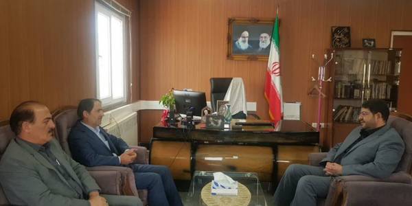 دیدار و گفتگوی عباسی مدیر کل پست استان مرکزی با محمد رضا رضایی فرماندار تفرش