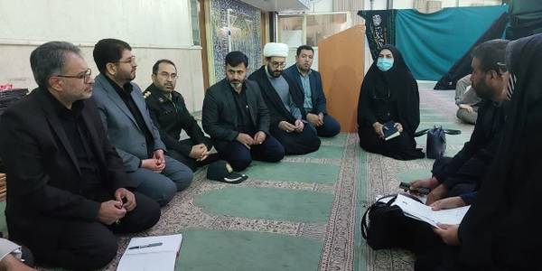 با عنایت به مشکلات و مراجعات متعدد مردم و همشهریان عزیزبه فرمانداری  در خصوص مشکلات ثبتی در شهرستان با هماهنگی فرماندار شهرستان تفرش وریاست اداره ثبت شهرستان میز خدمت ورایحه خدمت  تشکیل شد.