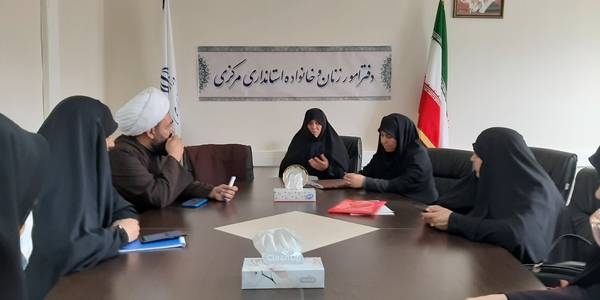 جلسه بوم جمعیتی استان به ریاست سرکار خانم مفتح زاده و با حضور حجت الاسلام تاج آبادی دبیر جبهه فرهنگی انقلاب اسلامی و دبیر مجمع فعالان جمعیت استان و کارشناس علوم پزشکی و کارشناس دفتر در محل دفترامورزنان و خانواده تشکیل گردید .  ٢٢-٠١-١٤٠٢