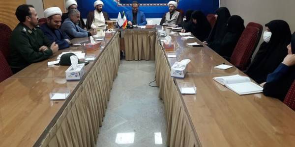 جلسه هماهنگی  تشکیل ستاد مردمی جوانی جمعیت با حضور مفتح زاده ، مدیر کل امور زنان وخانواده استانداری و آقا محمدی معاون دفترامور زنان و خانواده  و حجت الاسلام  تاج آبادی و حجج الاسلام سعیدی و شطی ، ائمه جمعه شهرهای کمیجان و میلاجرد و بداقی معاون سیاسی امنیتی و اجتماعی فرمانداری  و  حجت الاسلام محمودی معاون فرهنگی بنیاد علوی به ریاست ابراهیم رستمی فرماندار کمیجان برگزار و هماهنگی لازم جهت تشکیل دبیرخانه و ستاد مردمی  جمعیت در شهرستان انجام  گردید  .  ٢٤-٠١-١٤٠٢