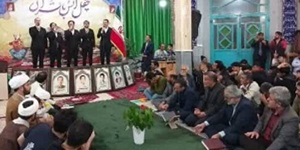 برگزاری میز خدمت و محفل انس با قرآن در شهر شهباز