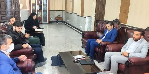 دیدار مدیر مرکز حرکتهای مردمی استان مرکزی(بنیاد علوی) با فرماندار