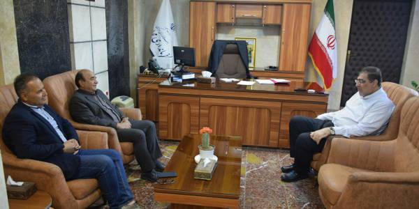 دیدار رییس انجمن معدنکاران استان با فرماندار شهرستان محلات