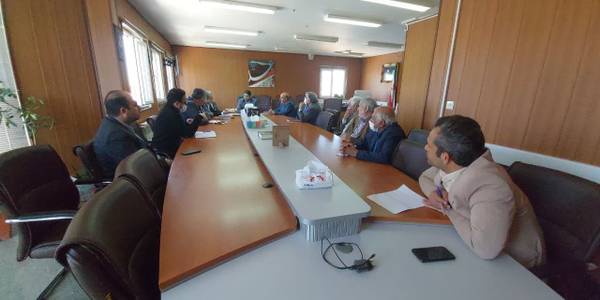 جلسه بررسی معدن روستای سرآبادان به ریاست محمد رضا رضایی فرماندار شهرستان تفرش و با حضور مدیر کل سازمان صمت استان مرکزی، دهیار و شورای روستای سرآبادان و جمعی از مسئولین برگزار شد.