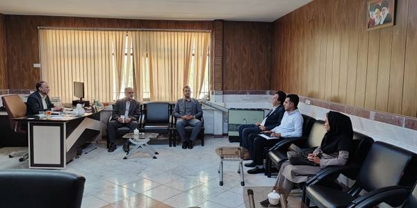 جلسه بررسی و حل مشکل خیابان نگارستان روستای لریجان