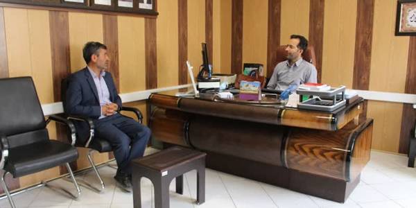 بررسی مسائل و مشکلات حوزه روستایی و رسیدگی به درخواست های دهیاران، اعضای شوراها و اهالی روستاها