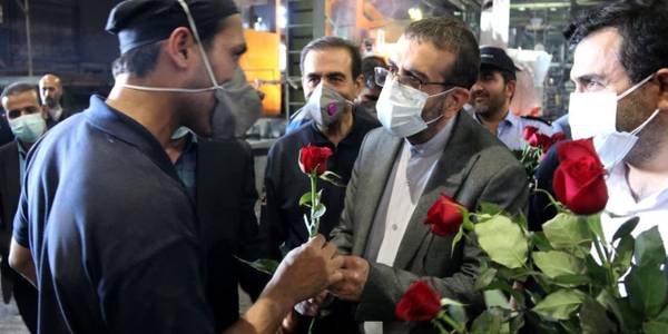 بازدید از شرکت ریخته گری و تجلیل از کارگران