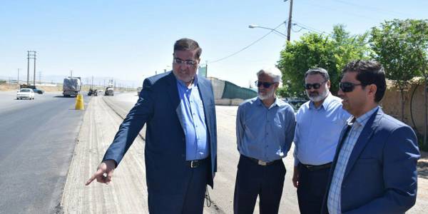 آغاز عملیات لکه گیری و روکش آسفالت محور زیراب محلات