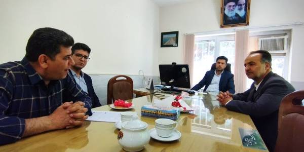 نشست رئیس امور آب شهرستان خمین با معاون فرماندار و رئیس امور آب شهرستان گلپایگان برگزار شد