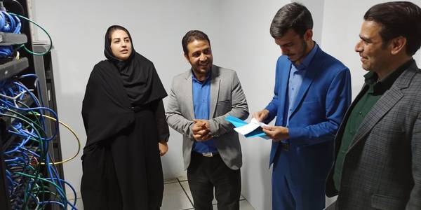 بازدید از زیرساختهای ارتباطی اداره کل پزشکی قانونی استان