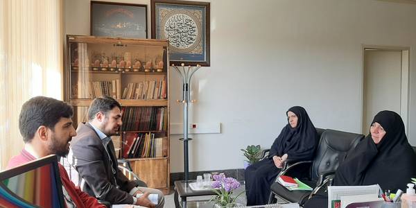 دیدار مفتح زاده مدیر کل امور زنان وخانواده استانداری با مدیر کل ورزش وجوانان استان پیرامون نحوه برگزاری رویداد ملی جایزه ملی جمعیت در محل دقتر امور زنان وخانواده استانداری برگزار گردید .   ٢٥-٠٢-١٤٠٢