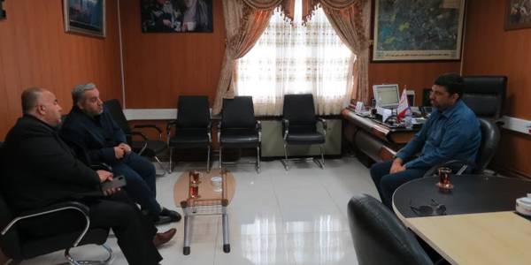 حضور مدیر عامل شرکت هپکو اراک در  دفتر فرماندار اراک ودیدار وگفتگو با هادی فرماندار شهرستان اراک