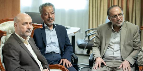 دیدار رئیس کمیسیون بهداشت و درمان مجلس شورای اسلامی و دبیر کل مجمع خیرین سلامت کشور با استاندار مرکزی