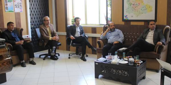 برگزاری جلسه هماهنگی استفاده از سامانه واحد جهت نصب ردیاب برای ماشین آلات دهیاری ها