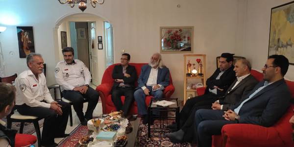 دیدار با پیشکوست اورژانس 115 استان مرکزی