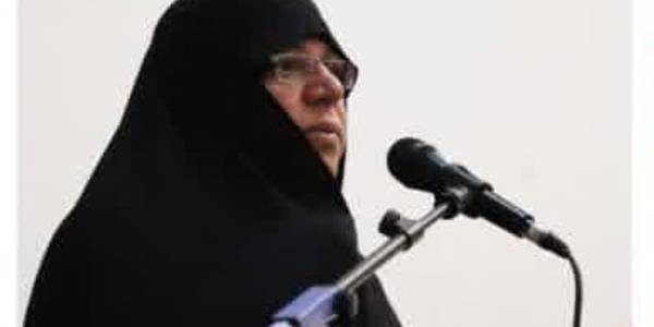 حضور مفتح زاده مدیر کل دفتر امور زنان وخانواده استانداری مرکزی  در همایش گرامیداشت روز ملی جمعیت در محل فرهنگسرای اندیشه محلات که در این مراسم برنامه هایی نظیر سخنرانی مدیر کل امور بانوان و مدیر کل دفتر امور شهری و شوراها و اهدای هدیه به زوجین دارای سه  فرزند  ... به اجرا در آمد .  ٣١-٠٢-١٤٠٢