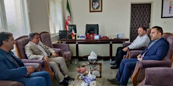 دیدارمدیر کل ثبت احوال استا ن مرکزی با فرماندار