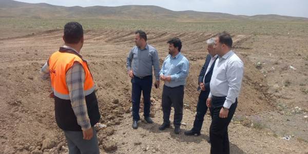 بازدید فرماندار شهرستان خنداب از مجتمع پسماند